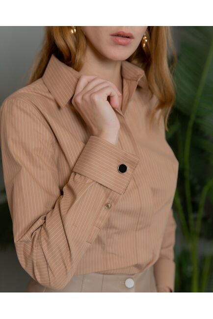 Женская рубашка под запонку коричневая в полоску - 8385 от byME 