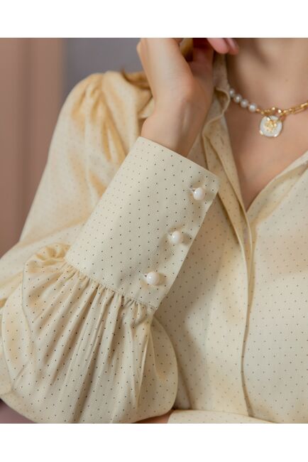 Женская блузка с пышным рукавом в мелкий горох цвет шампань - 8394 от byME 