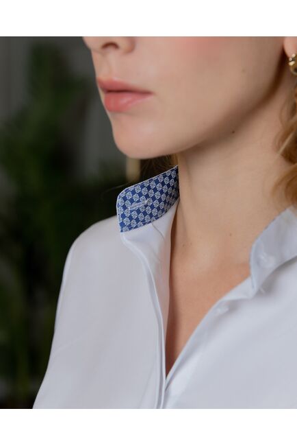 Женская рубашка с воротником "мандарин" белая с отделкой- 8400 от ByME 