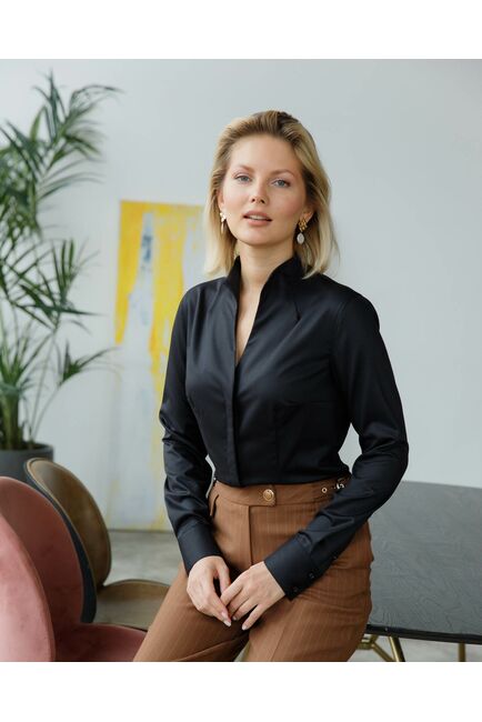 Женская рубашка под пуговицы с супатной застёжкой воротник стойка чёрная - 8404 от byME 