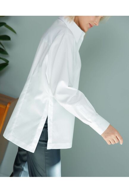 Женская рубашка  с пуговицами на боках белая - 8407 от byME 