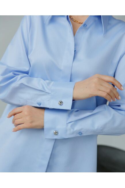 Женская рубашка с  пуговицами на боках голубая - 8408 от byME 