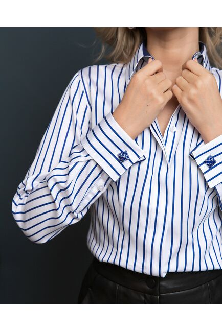 Женская рубашка под запонку белая в синюю полоску - 8433 от byME 