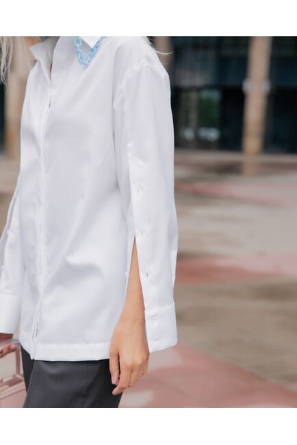 Женская рубашка с пуговицами на рукавах белая фактура "оксфорд" - 8438 от byME 
