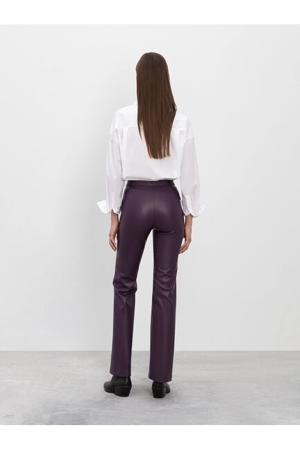 Брюки из экокожи тёмно-баклажановые от byME 