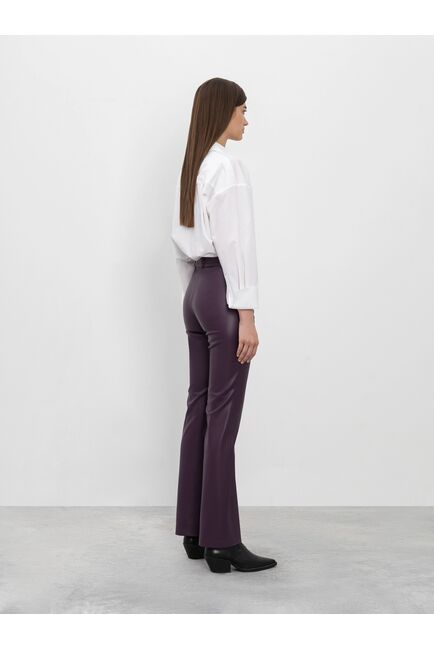 Брюки из экокожи тёмно-баклажановые от byME 