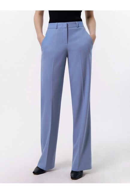 Широкие брюки со стрелками голубые от byME 