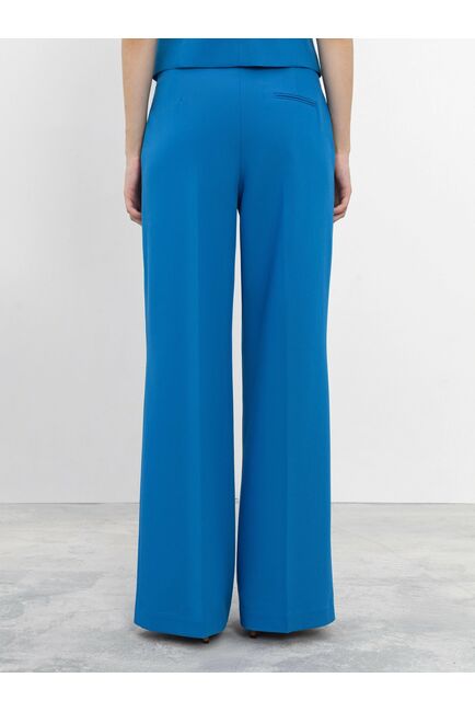 Прямые брюки из костюмной ткани васильковые от byME 