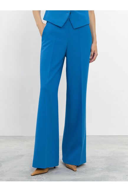 Прямые брюки из костюмной ткани васильковые от byME 