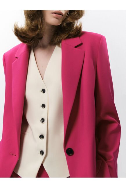 Прямой однобортный жакет ярко-розовый от byME 