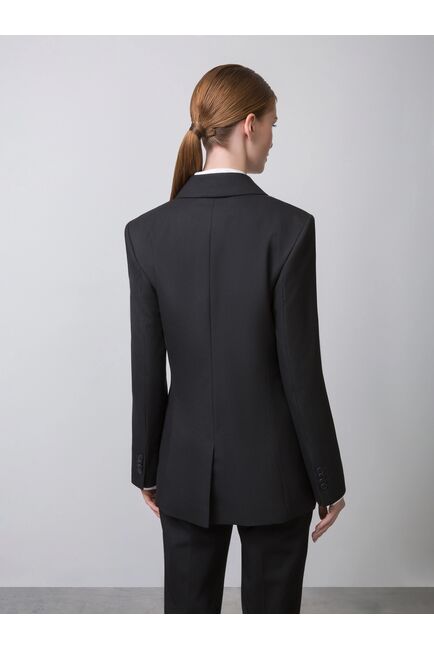 Приталенный двубортный жакет чёрный от byME 