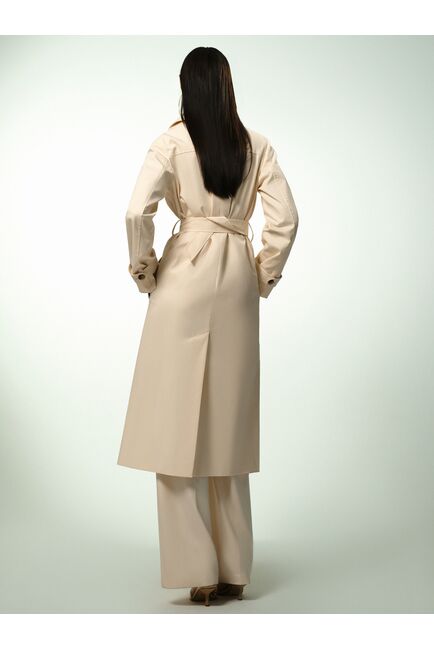 Удлинённый пиджак цвета экрю от byME 