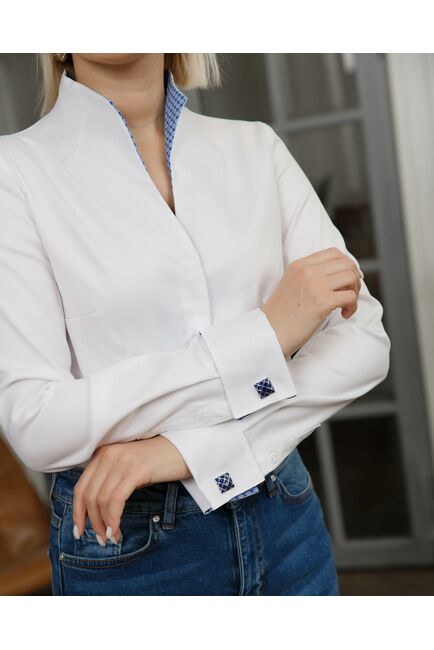 Женская рубашка под запонку воротник стойка белая с отделкой орнамент - 8442 от byME 