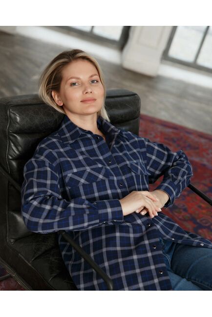 Женская рубашка синяя в клеточку с карманами - 8465 от byME 