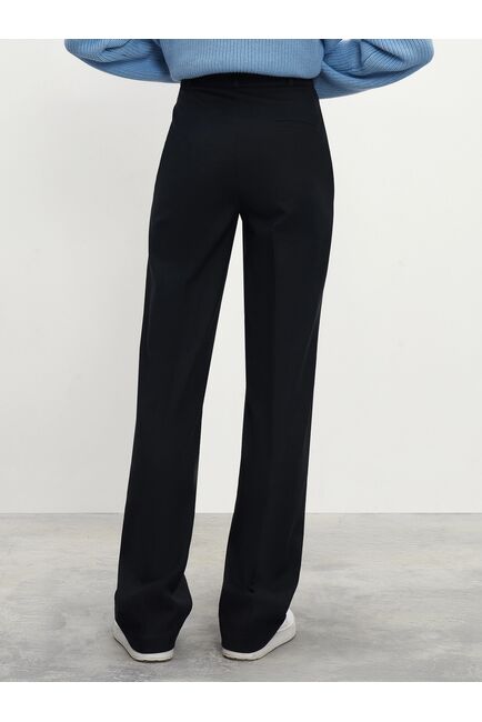 Брюки женские прямого кроя из костюмной ткани цвет нави от byME 