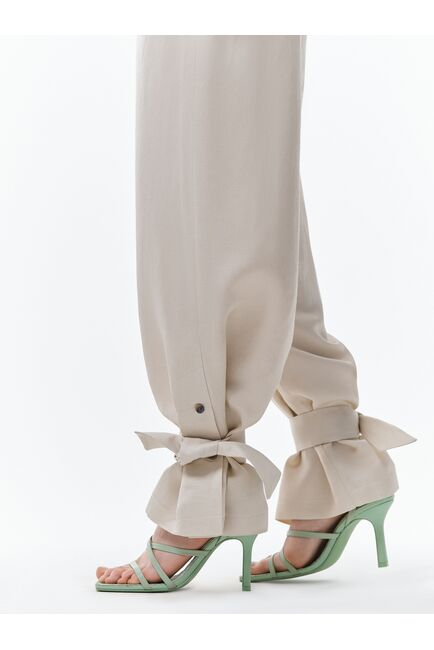 Широкие брюки с хлястиками от byME 