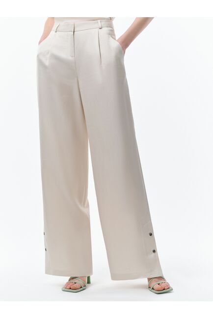 Широкие брюки с хлястиками от byME 