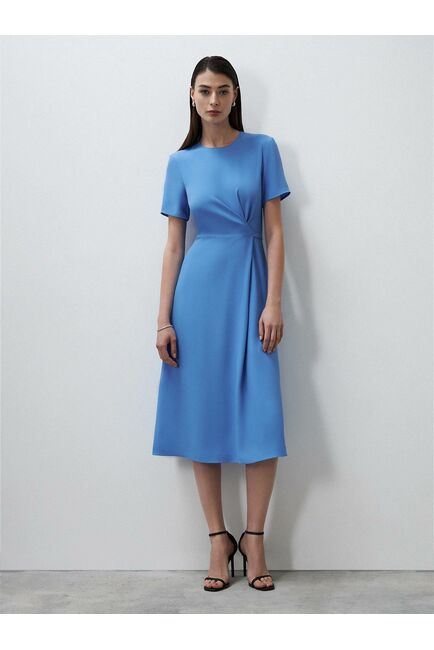 Платье на запах длины миди от byME 