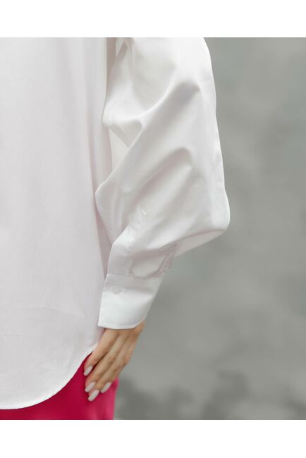Женская рубашка оверсайз под пуговицу с пышным рукавом белая - 8520 от byME 