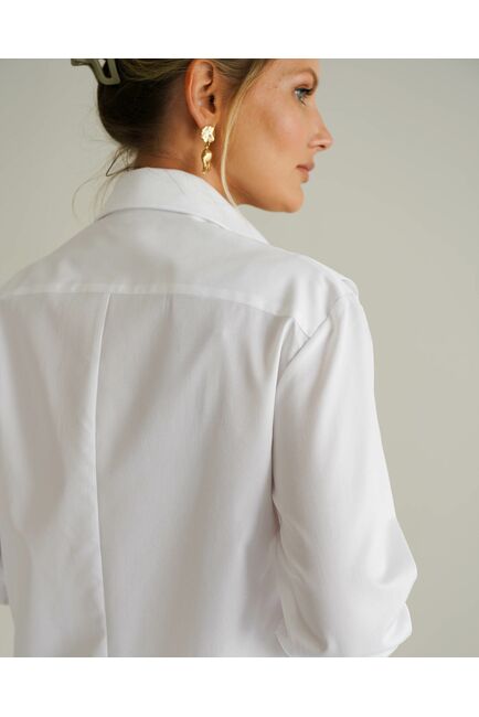 Женская рубашка белая из хлопка с интересной манжетой под пуговицы 8549 от byME 
