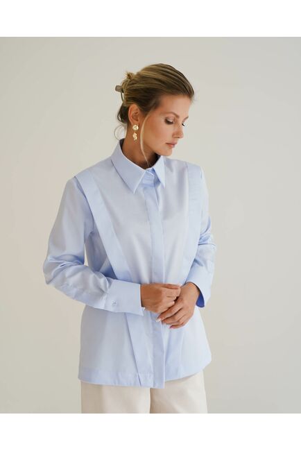 Женская рубашка голубая из хлопка с интересной манжетой под пуговицы 8550 от byME 