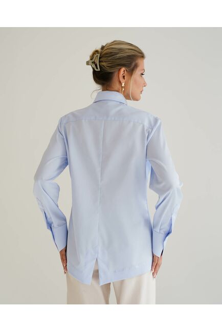 Женская рубашка голубая из хлопка с интересной манжетой под пуговицы 8550 от byME 