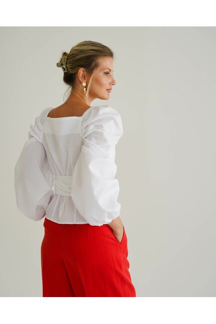 Женская рубашка на запах белая из хлопка сатинового плетения  8551 от byME 