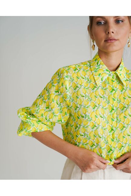 Женская рубашка принт лимоны с рукавами фонариками - 8559 от byME 