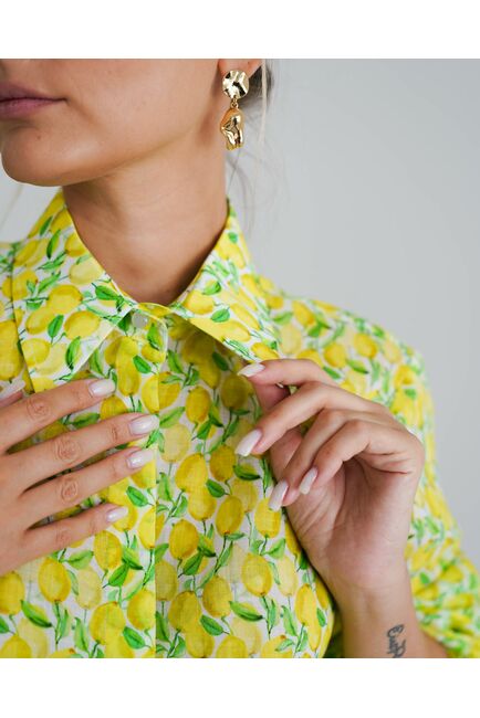 Женская рубашка принт лимоны с рукавами фонариками - 8559 от byME 