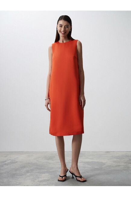 Прямое платье без рукавов от byME 