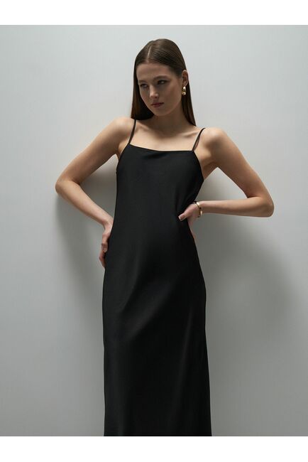 Платье-комбинация из искусственного шелка от byME 