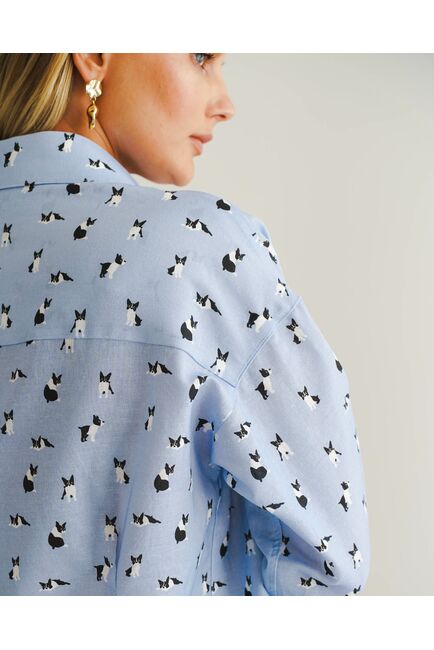 Женская рубашка с универсальным манжетом принт щенки на голубом фоне - 8542 от byME 