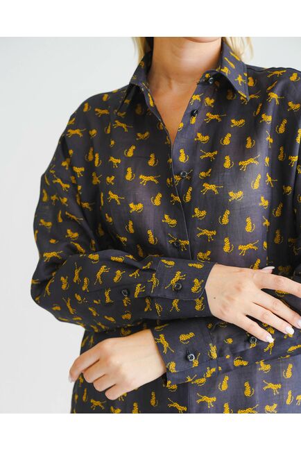 Женская рубашка из крапивы принт золотые леопарды на черном фоне- 8553 от byME 