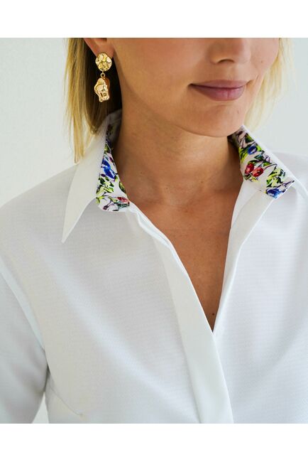 Женская рубашка из хлопка с яркой отделкой ягоды под запонку - 8596 от ByME 