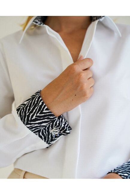 Женская рубашка из хлопка под запонку с оделкой принт зебра - 8597 от byME 