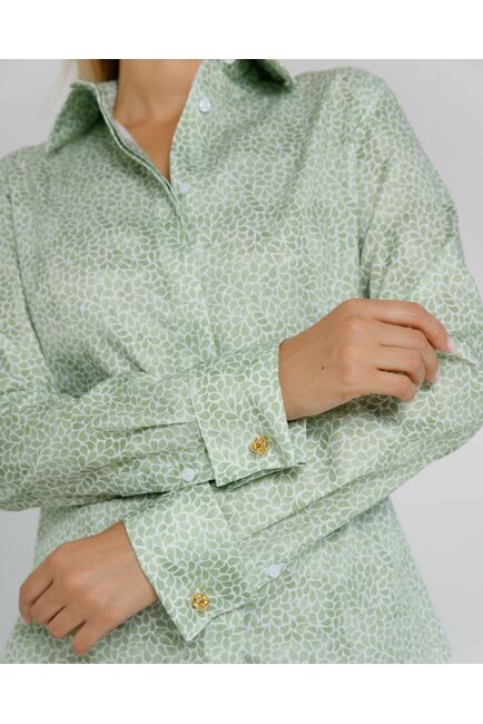 Женская рубашка под запонки с принтом лепестки  8616 от byME 