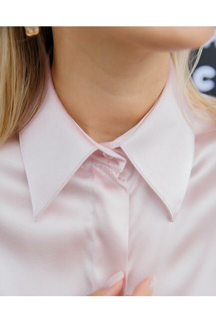 Женская блуза из шёлка в пудровом цвете с универсальной манжетой 8629 от byME 