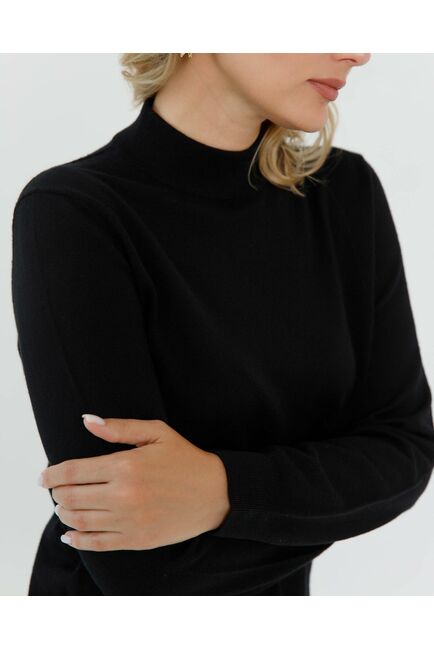 Джемпер из шерсти мериноса тонкой вязки черный от byME 