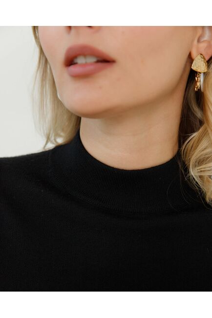 Джемпер из шерсти мериноса тонкой вязки черный от byME 