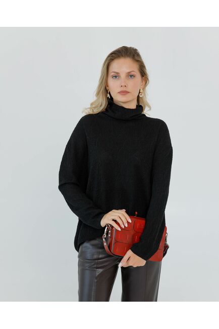 Джемпер из шерсти мериноса тонкой вязки черный фактурный от byME 