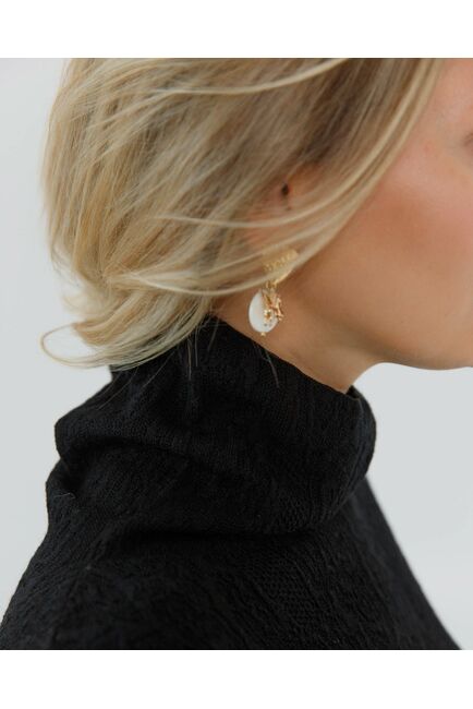 Джемпер из шерсти мериноса тонкой вязки черный фактурный от byME 