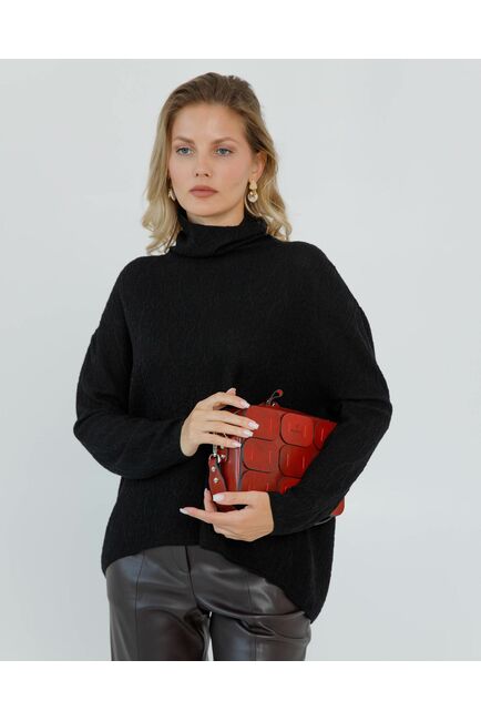 Джемпер из шерсти мериноса тонкой вязки черный фактурный от byME 