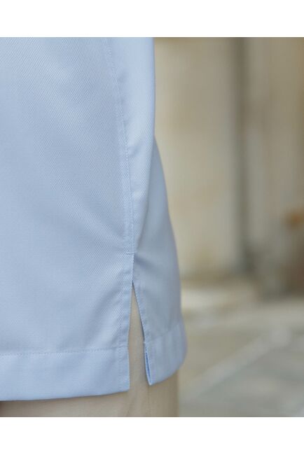 Женская рубашка с пуговицами  на рукаве  голубая - 8408D от byME 