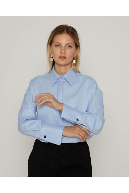 Женская рубашка с высоким манжетом голубая - 8500N от byME 