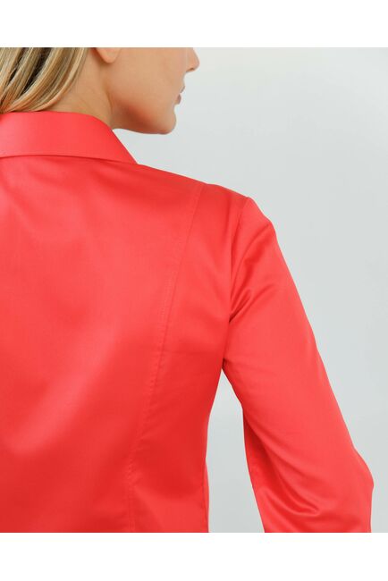 Женская рубашка приталенная под пуговицы в коралловом цвете из хлопка сатинового плетения - 8602 от ByME 