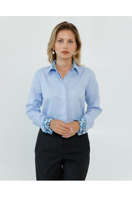 Женская рубашка голубая под запонку с супатной застежкой с отделкой-8662 от byME 