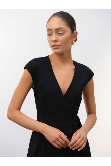 Платье миди на запах черное от byME 