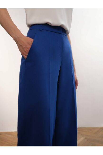 Женские синие брюки от byME 