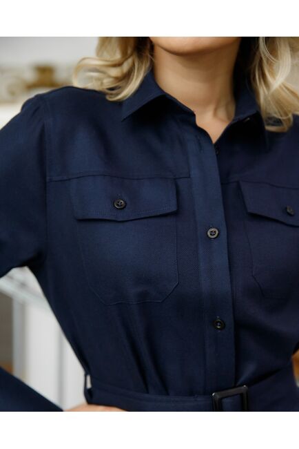 Платье-рубашка с поясом прямой силуэт тёмно-синия - 8460 от byME 