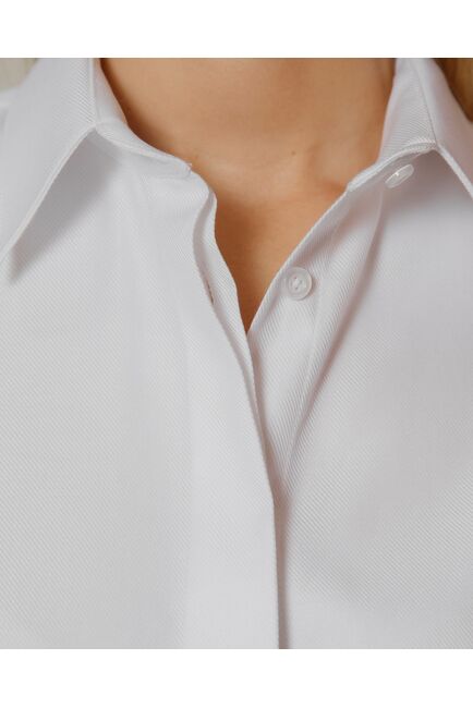 Женская рубашка под запонку полуприталенная белая из фактурной ткани - 8487 от byME 
